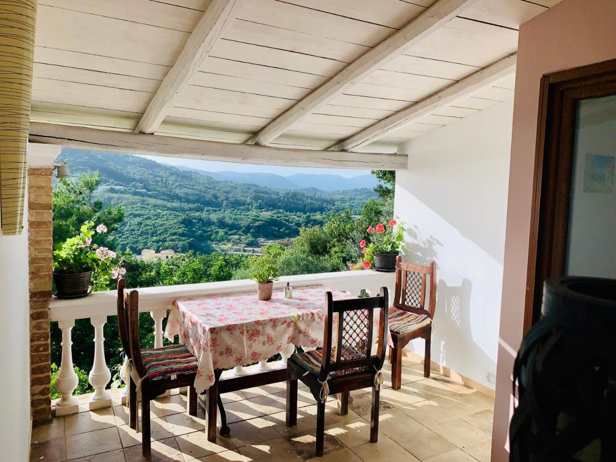Ermones Odyssesas Bungalow Vátos Екстериор снимка